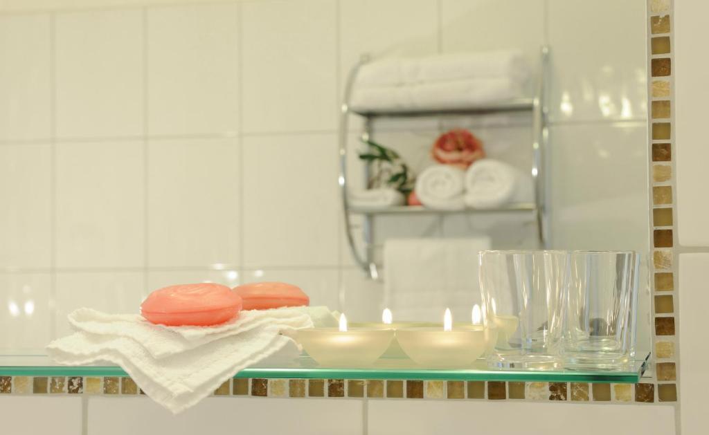 Hotel Inspiration Garni Tittmoning Phòng bức ảnh